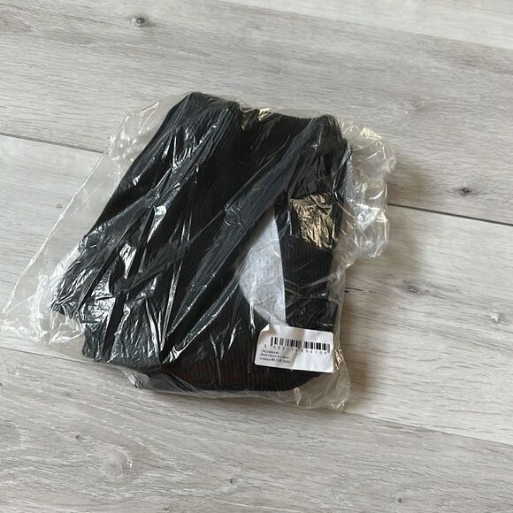 Prettylittlething Black Ribbed Knit Racer Bodysuit M NWT IN PACKAGING - Picture 5 of 7